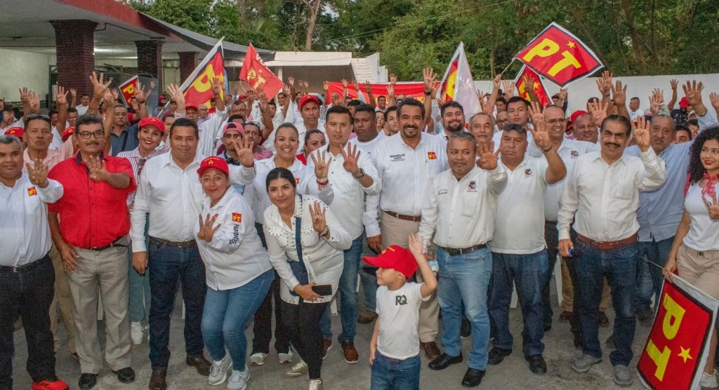 Rogelio propone profesionalizad a los choferes de transporte&nbsp;público