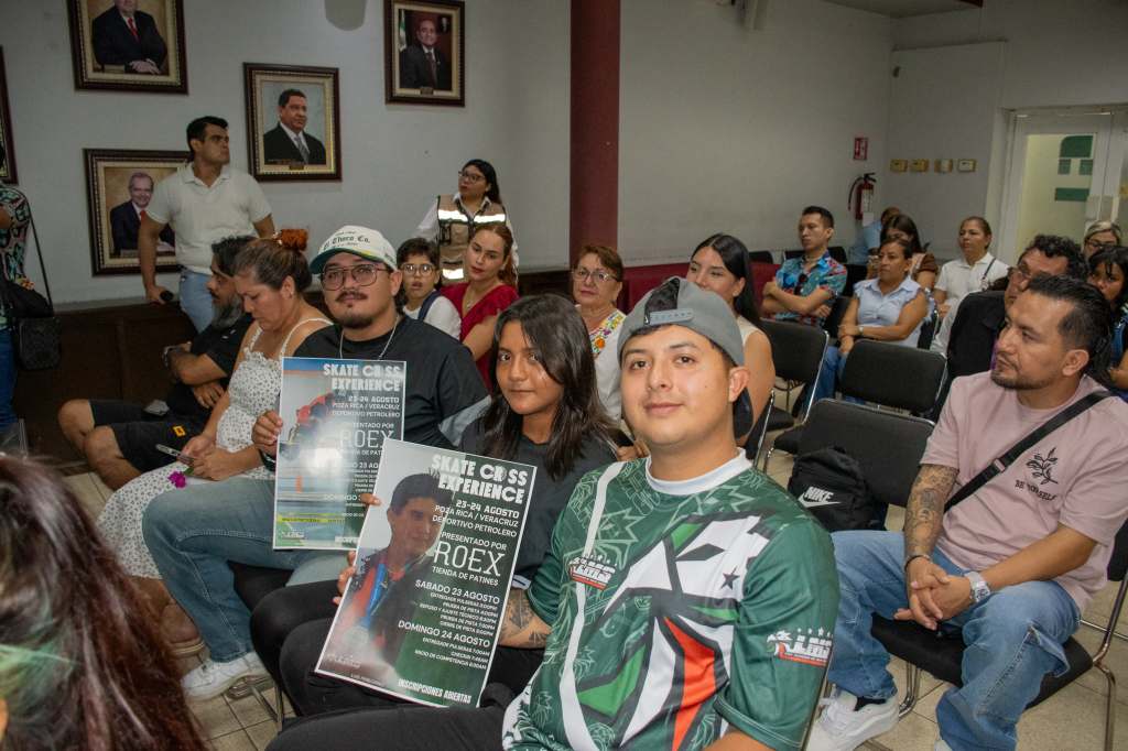 Celebran juventudes en Poza&nbsp;Rica
