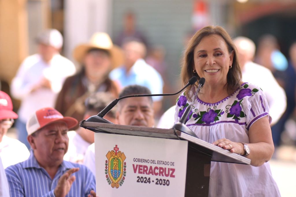 Rocío Nahle arranca rehabilitación de 60 km de carretera en el&nbsp;Totonacapan