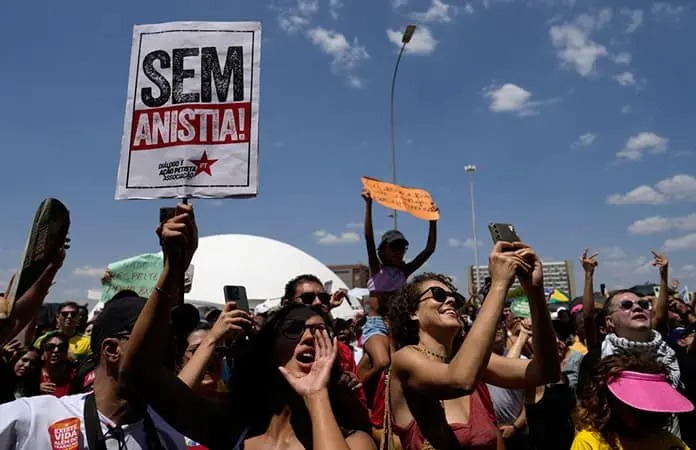 Brasileños rechazan amnistía a&nbsp;Bolsonaro