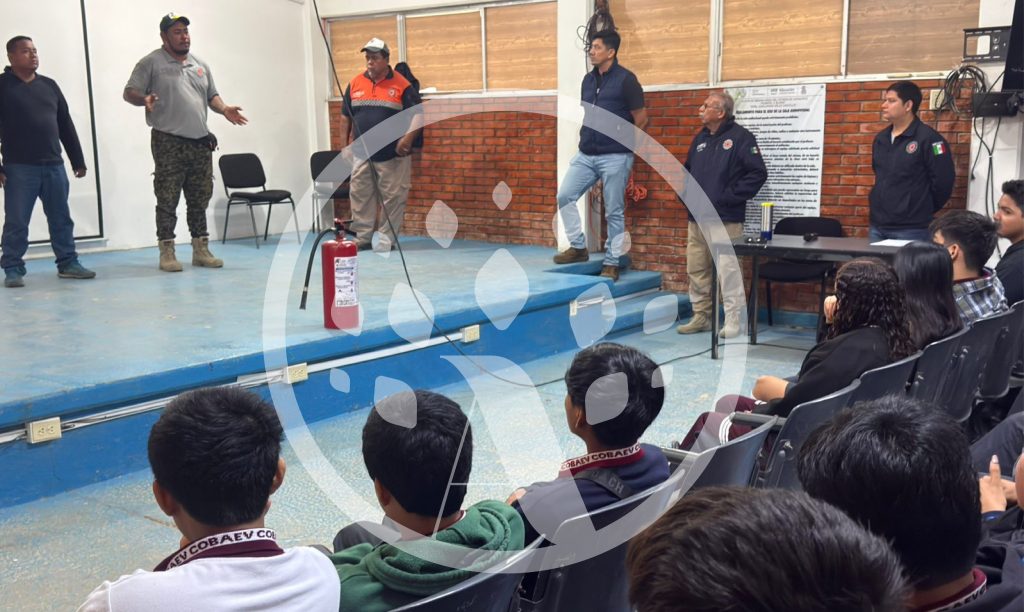 Alumnos aprenden cómo actuar en una&nbsp;emergencia