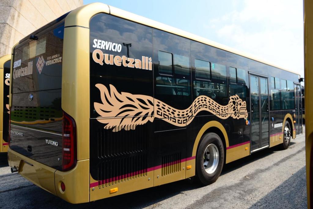 Gobernadora supervisa unidades Quetzalli que renovarán el transporte público en&nbsp;Coatzacoalcos