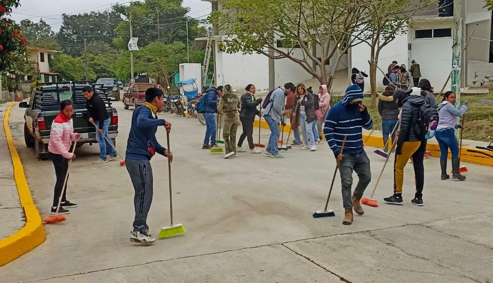 Atención integral al sector educativo y al campo en&nbsp;Álamo