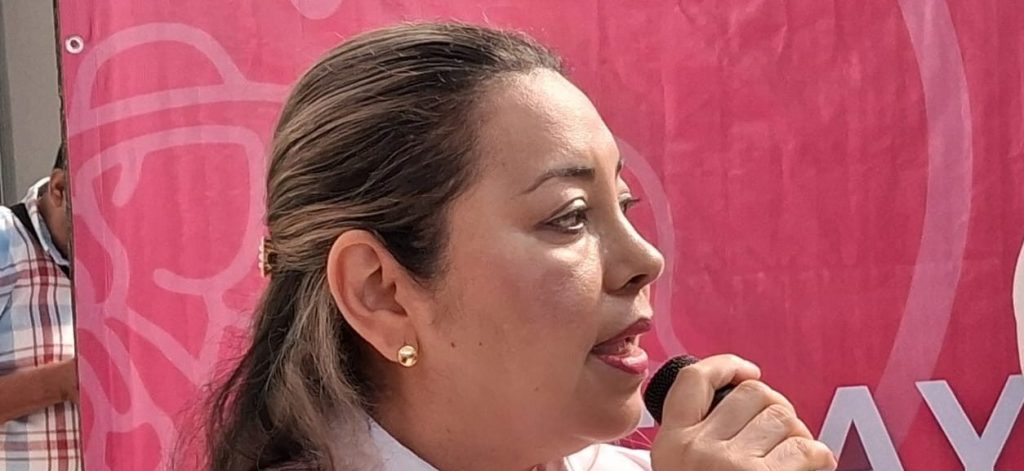 DIF de Álamo rescata a adulta mayor en situación de calle; plantean creación de albergue