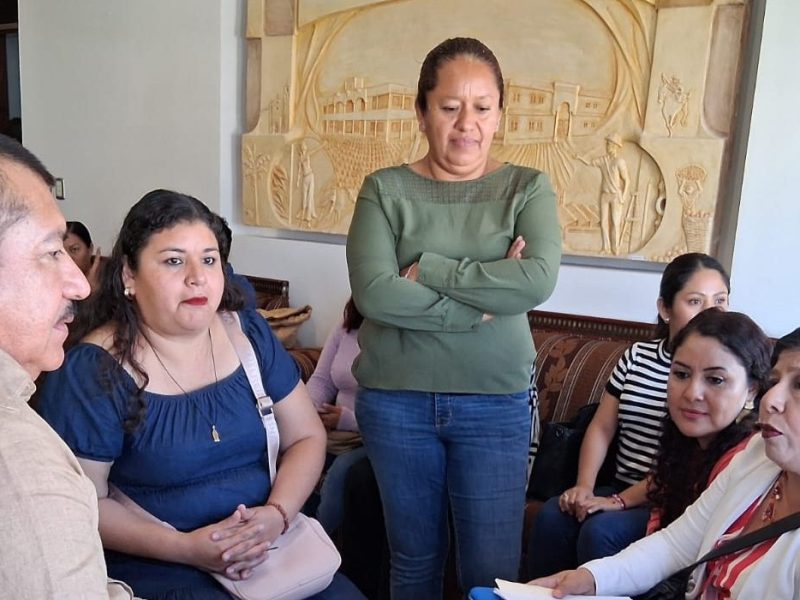 Pepe Arenas reconoce el papel de la mujer en la&nbsp;sociedad