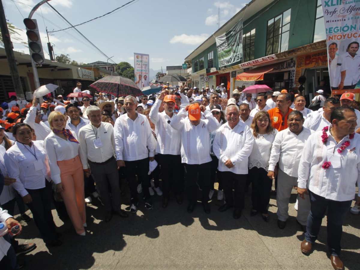 Maestros de la 32 en unidad&nbsp;sindical