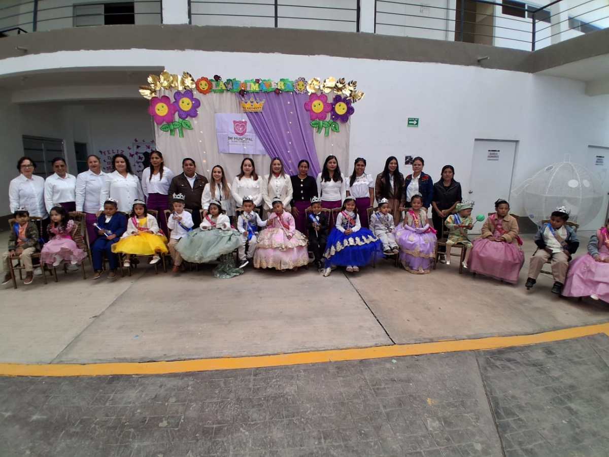 Álamo festeja la alegría de sus niños: Norma Bustos de&nbsp;Arenas