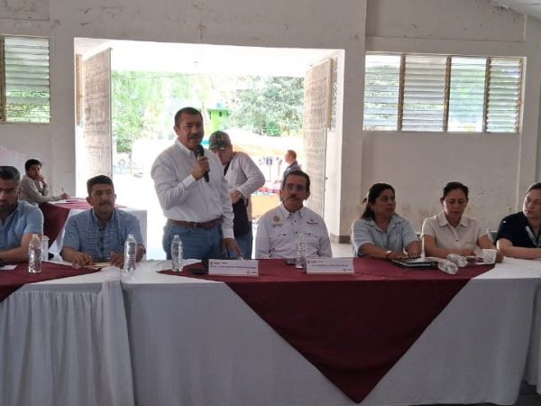 Álamo mantiene reconstrucción integral con trabajo permanente del Gobierno&nbsp;Municipal
