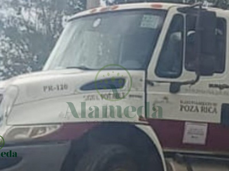 Trafican agua con pipa&nbsp;oficial