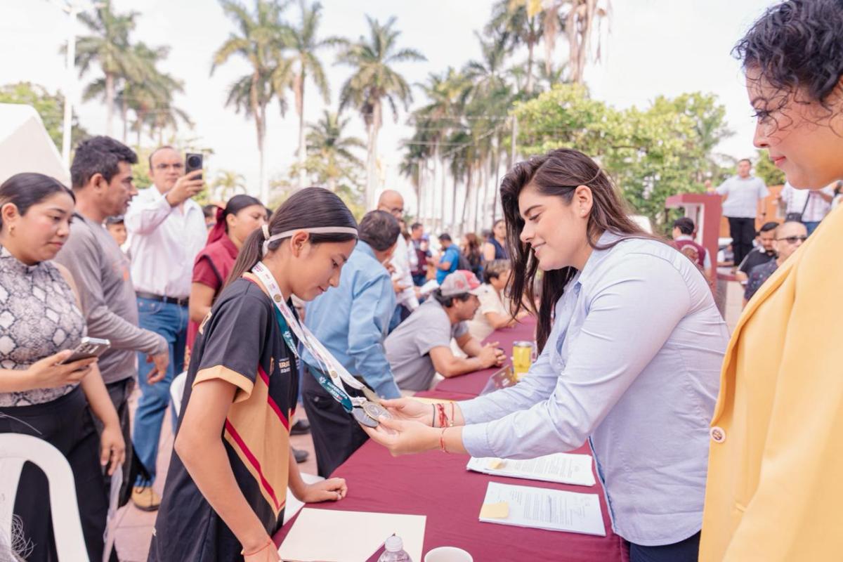 Gobierno de Poza Rica fortalece atención ciudadana con “Miércoles de Puertas&nbsp;Abiertas”