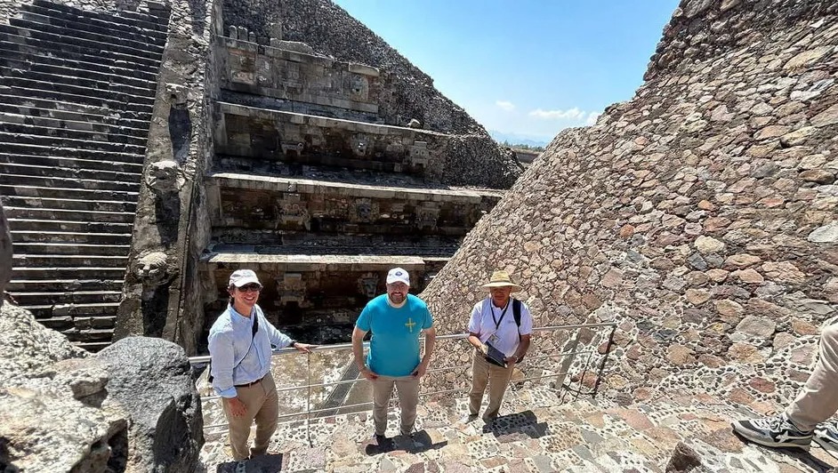ASTURIAS CIERRA MISIÓN CON VISITA A&nbsp;TEOTIHUACAN