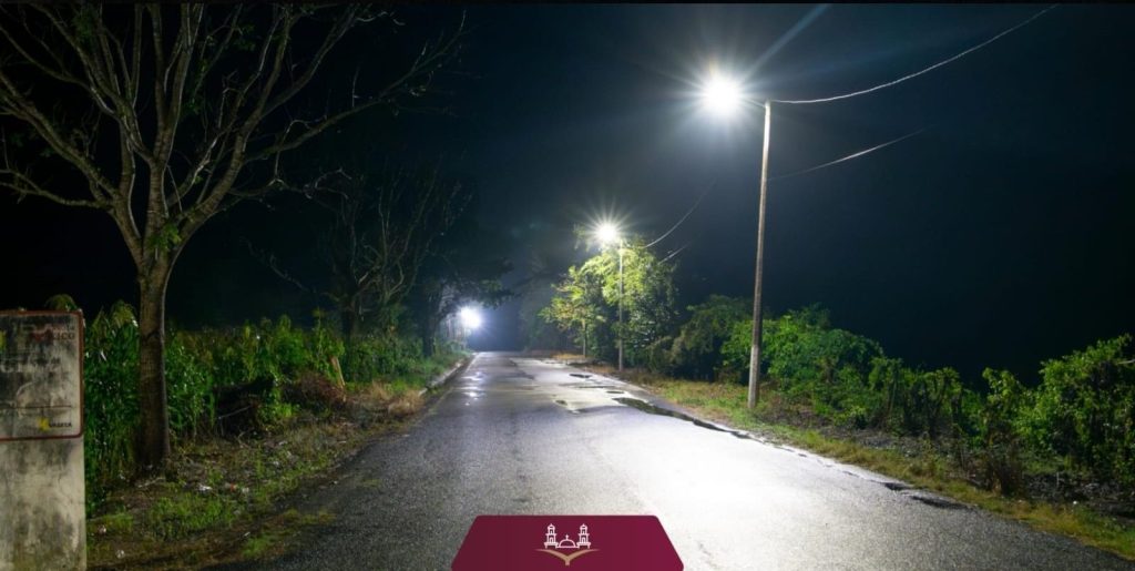 Refuerzan alumbrado público