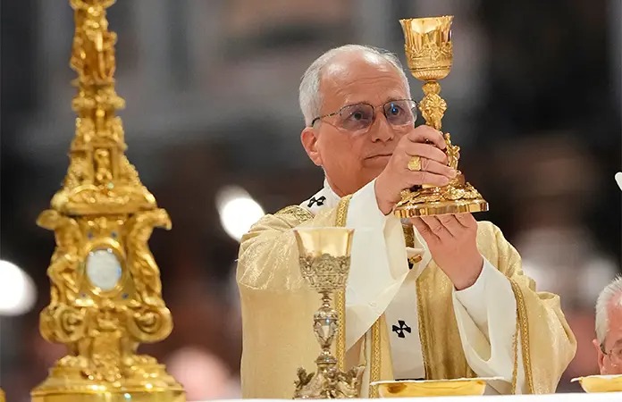 Papa llama a ricos a donar&nbsp;más