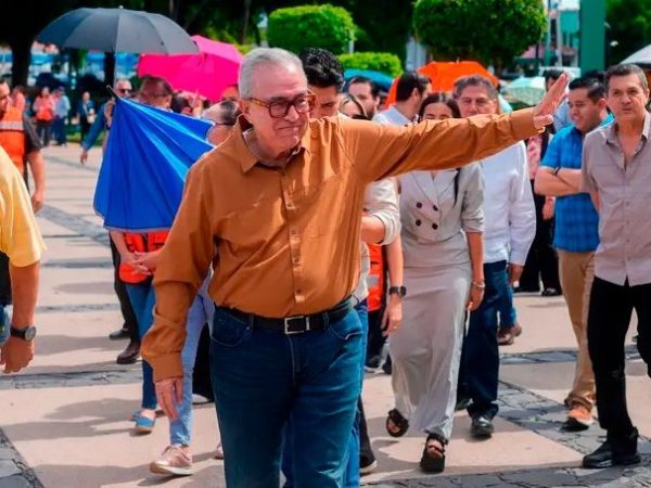 Rocha Moya se separa por&nbsp;investigación