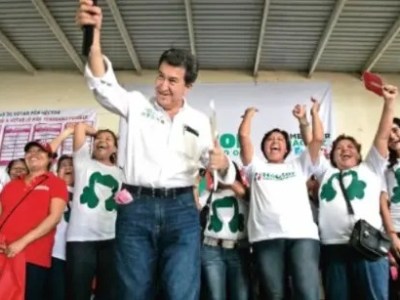 Héctor Yunes renuncia al PRI en&nbsp;Veracruz