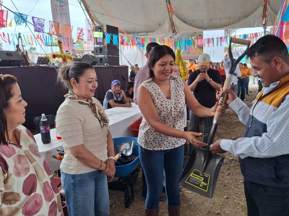 EL GOBIERNO DE ÁLAMO RECONOCE LA LABOR DE LOS TRABAJADORES DE LA&nbsp;CONSTRUCCIÓN
