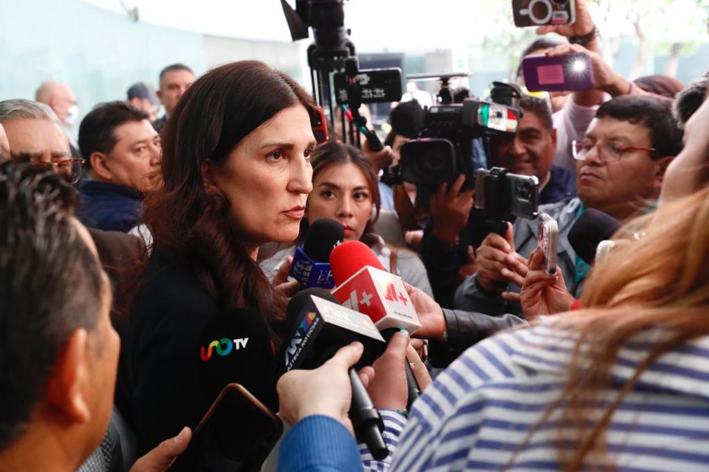Kenia López Rabadán defiende a Maru Campos y critica intención de&nbsp;desafuero