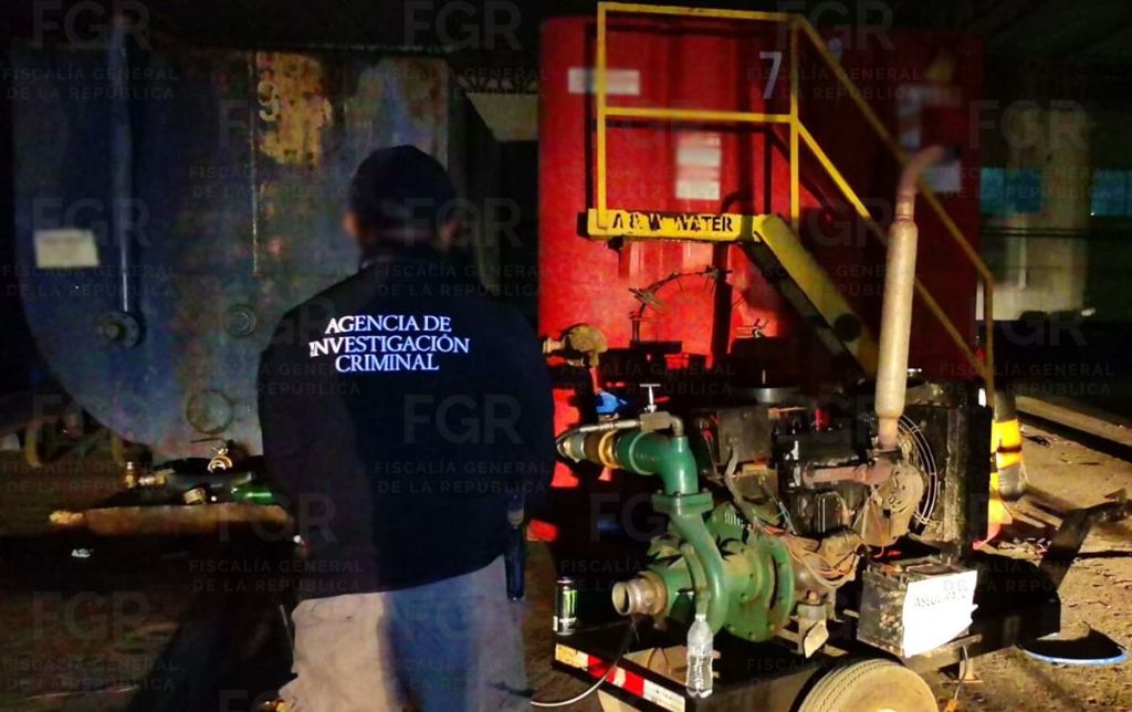 Desmantelan clandestina“terminal de despacho” de&nbsp;huachicol