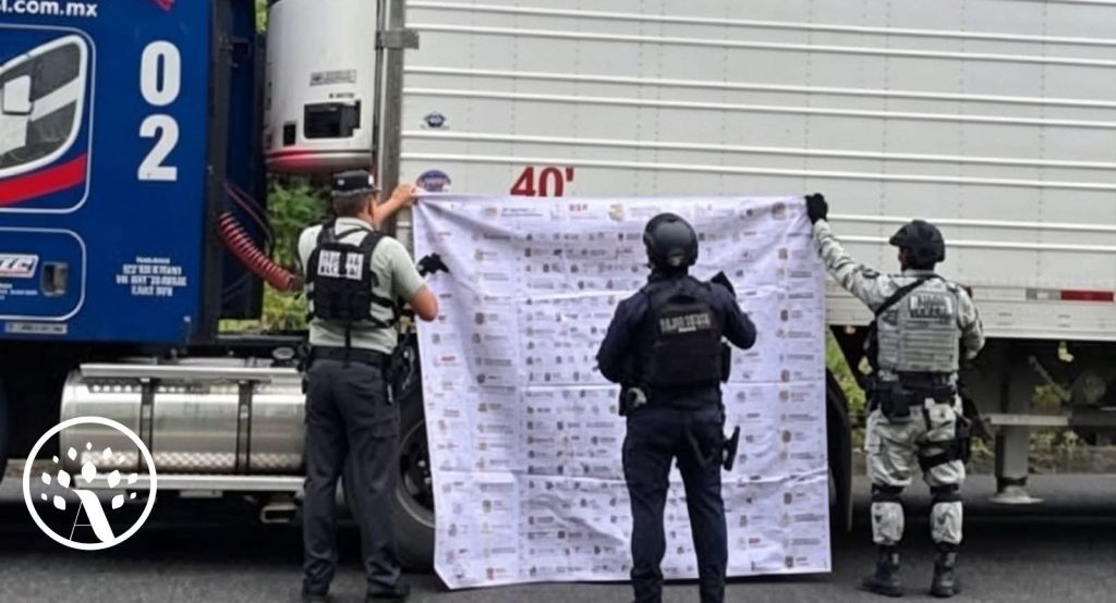 Asaltan y amarran a trailero en la México–Tuxpan; recuperan unidad cerca de la caseta de&nbsp;Tihuatlán