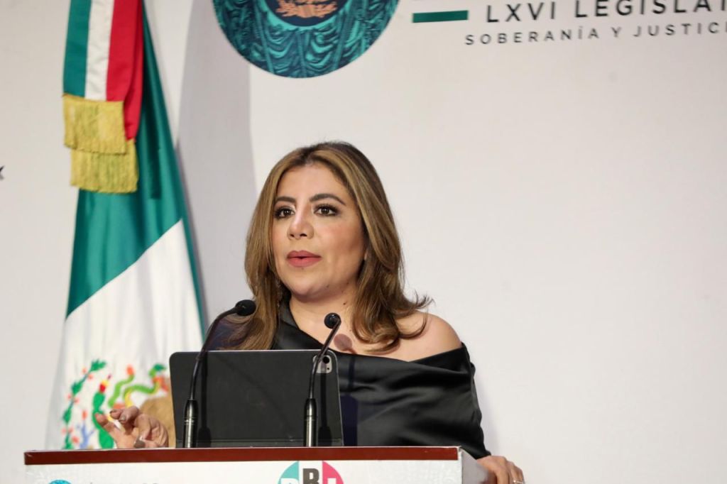 Lorena Piñón critica reforma judicial y responsabiliza a López&nbsp;Obrador