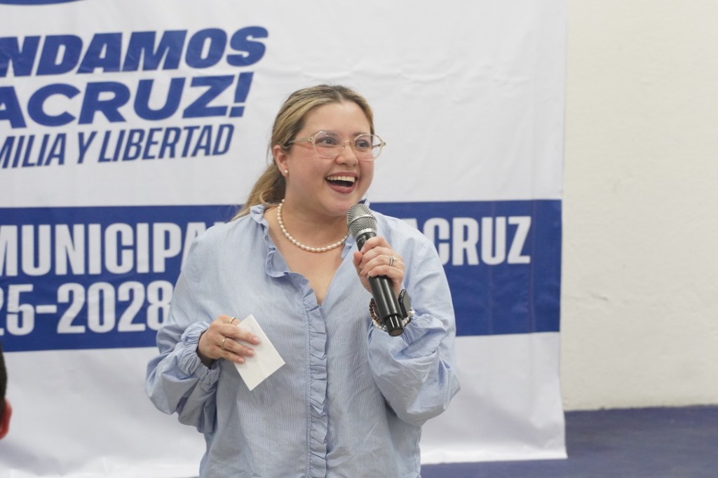 Ana Ledezma llama a fortalecer la unidad del PAN en el sur de Veracruz