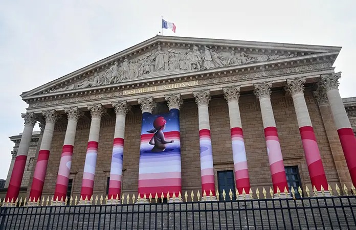 Francia aprueba ley de muerte asistida